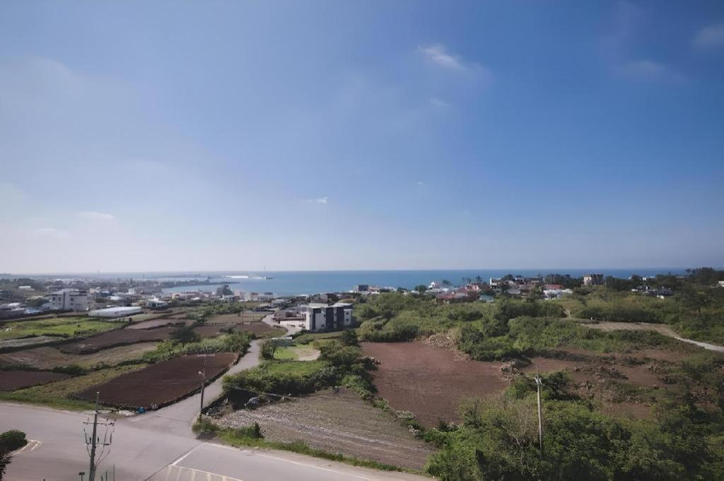 Sallys Jeju Hotel Esterno foto