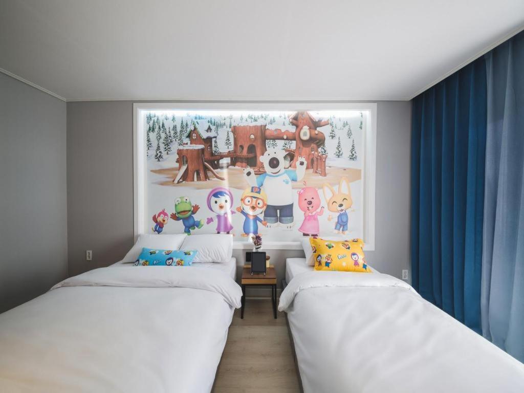 Sallys Jeju Hotel Esterno foto